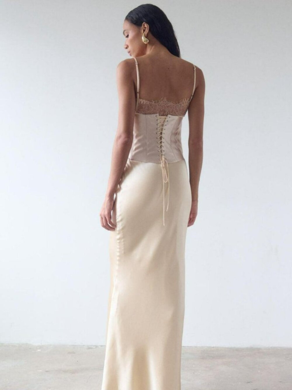 De La Vali CLEODORA MAXI DRESS IN CREAM SILK SATIN - Picture 2 of 5